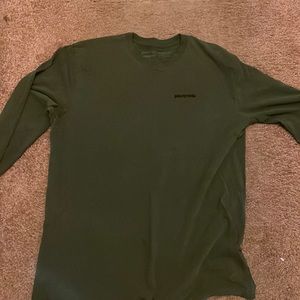 Large Long Sleeve Patagonia Tee